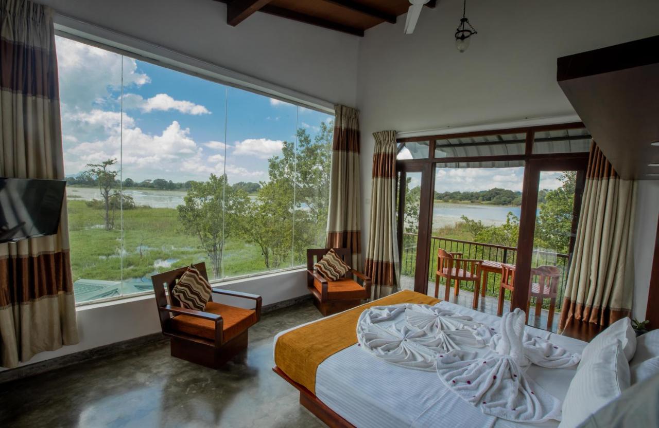 Sigiriya Wewa Addara Hotel - Hotel By The Lake Bagian luar foto