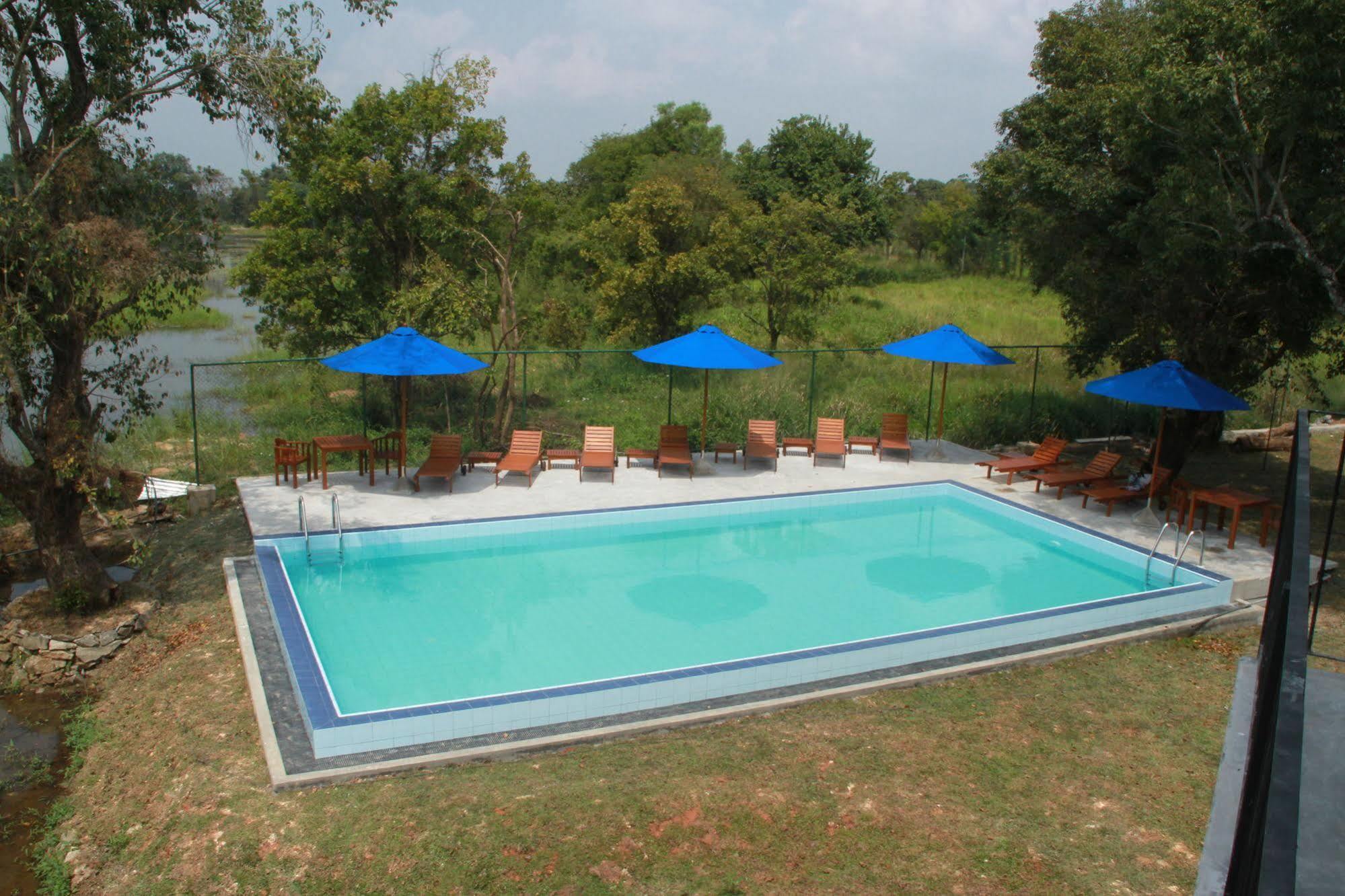 Sigiriya Wewa Addara Hotel - Hotel By The Lake Bagian luar foto